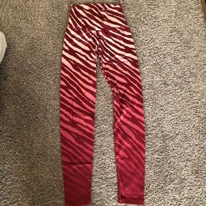 Animal print aerie leggings